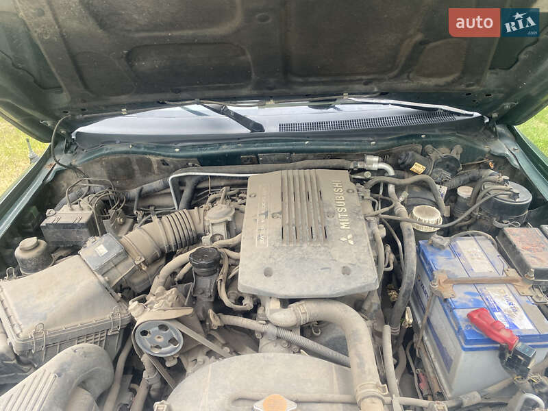 Позашляховик / Кросовер Mitsubishi Pajero Sport 2000 в Решетилівці