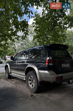 Позашляховик / Кросовер Mitsubishi Pajero Sport 2005 в 