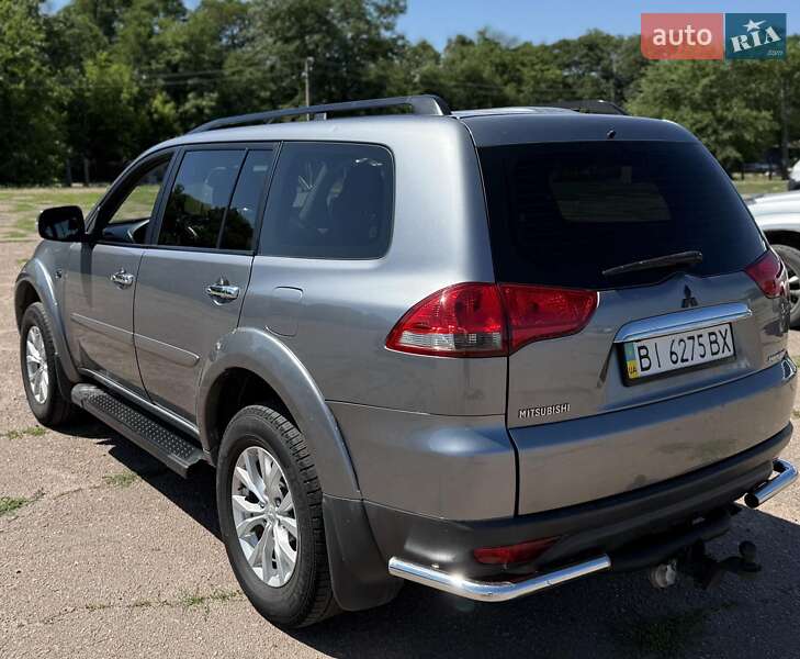 Внедорожник / Кроссовер Mitsubishi Pajero Sport 2013 в Кропивницком
