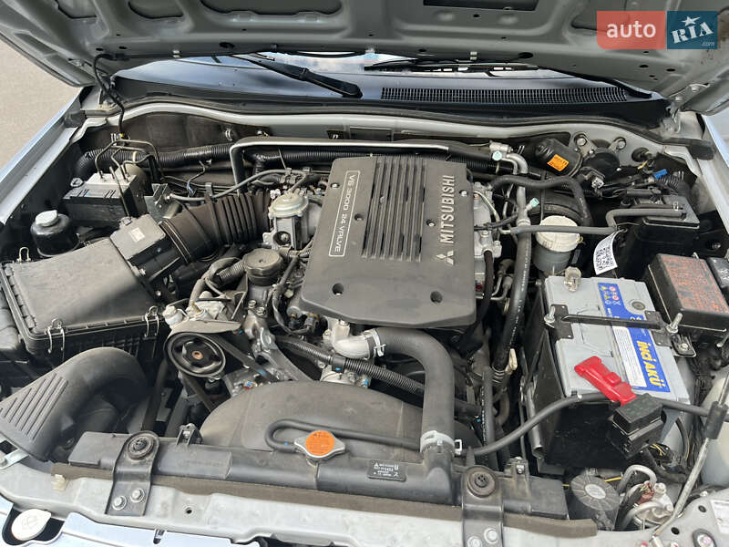 Внедорожник / Кроссовер Mitsubishi Pajero Sport 2008 в Буче