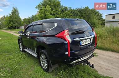 Внедорожник / Кроссовер Mitsubishi Pajero Sport 2017 в 