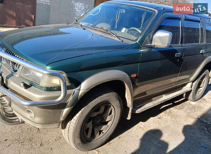 Mitsubishi Pajero Sport 1999