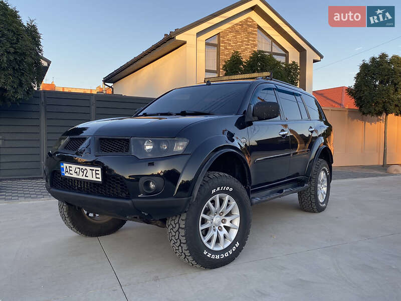 Mitsubishi Pajero Sport 2010