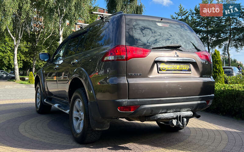 Внедорожник / Кроссовер Mitsubishi Pajero Sport 2013 в Львове фото 5 Внедорожник / Кроссовер Mitsubishi Pajero Sport 2013 в Львове