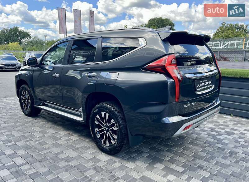 Внедорожник / Кроссовер Mitsubishi Pajero Sport 2019 в Киеве