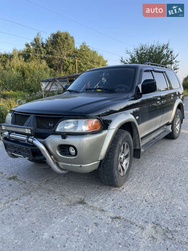 Внедорожник / Кроссовер Mitsubishi Pajero Sport 2004 в Стрые
