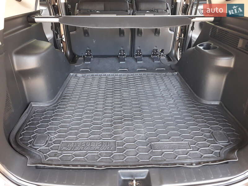 Внедорожник / Кроссовер Mitsubishi Pajero Sport 2016 в Еланце