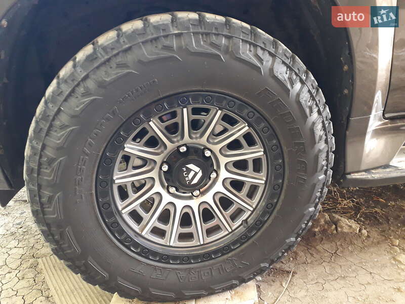 Внедорожник / Кроссовер Mitsubishi Pajero Sport 2016 в Еланце