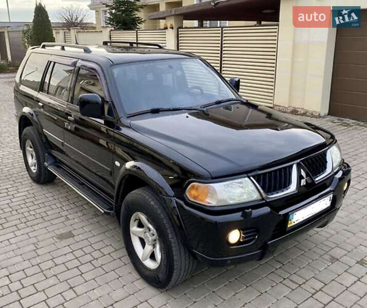 Mitsubishi Pajero Sport 2006