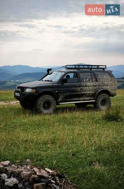 Позашляховик / Кросовер Mitsubishi Pajero Sport 2006 в Мукачевому