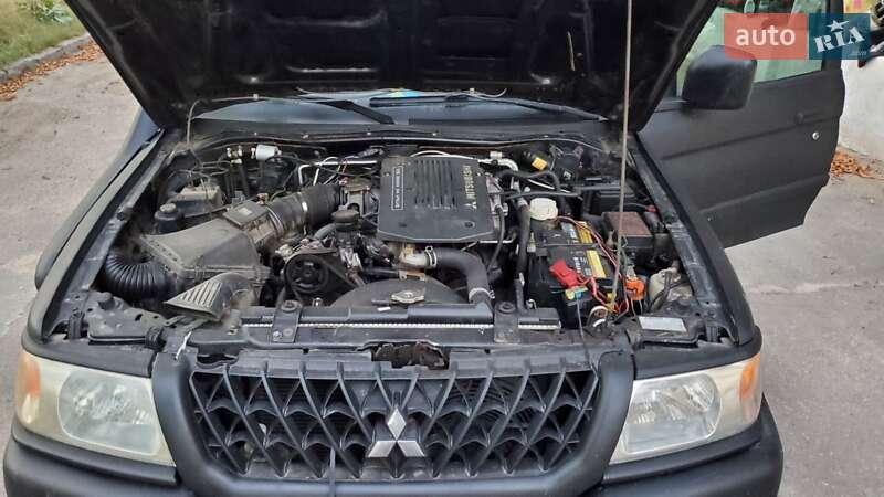 Внедорожник / Кроссовер Mitsubishi Pajero Sport 2004 в Киеве фото 13 Внедорожник / Кроссовер Mitsubishi Pajero Sport 2004 в Киеве