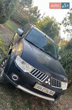 Внедорожник / Кроссовер Mitsubishi Pajero Sport 2010 в Доброполье