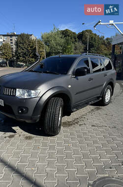 Позашляховик / Кросовер Mitsubishi Pajero Sport 2011 в Житомирі