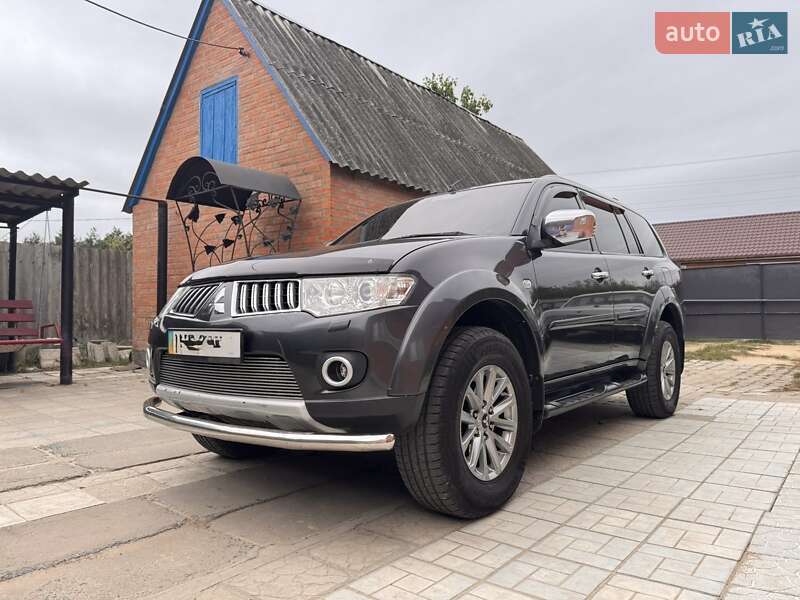 Позашляховик / Кросовер Mitsubishi Pajero Sport 2011 в Києві фото 7 Позашляховик / Кросовер Mitsubishi Pajero Sport 2011 в Києві
