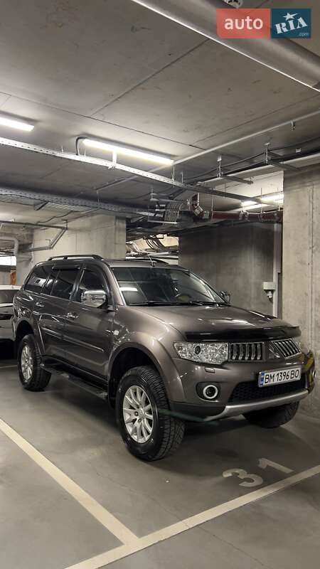 Позашляховик / Кросовер Mitsubishi Pajero Sport 2011 в Полтаві фото 30 Позашляховик / Кросовер Mitsubishi Pajero Sport 2011 в Полтаві
