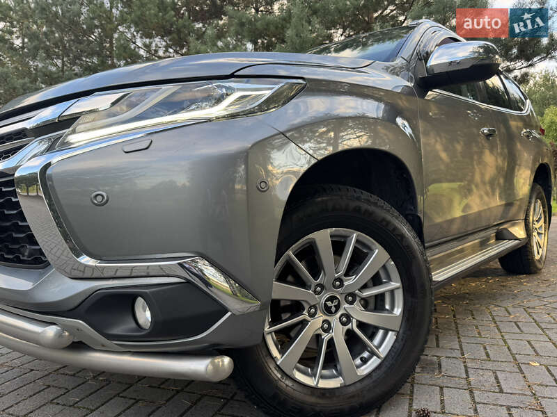 Внедорожник / Кроссовер Mitsubishi Pajero Sport 2019 в Дрогобыче