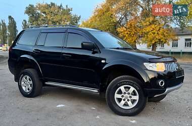 Внедорожник / Кроссовер Mitsubishi Pajero Sport 2012 в Ахтырке