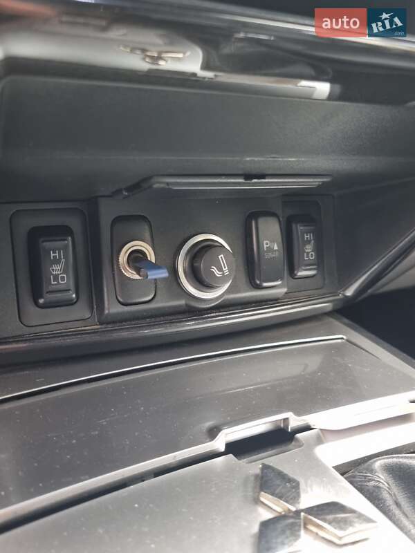 Внедорожник / Кроссовер Mitsubishi Pajero Sport 2011 в Одессе