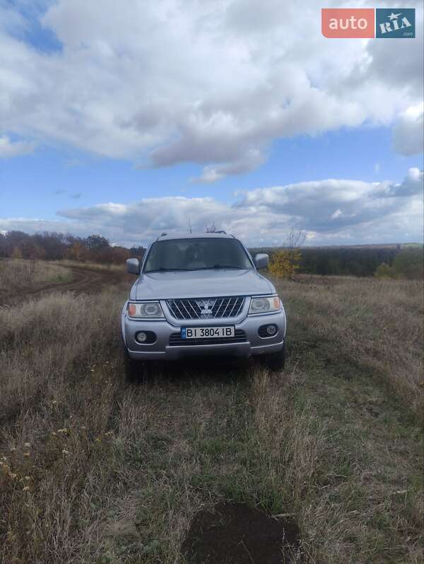 Mitsubishi Pajero Sport 2005