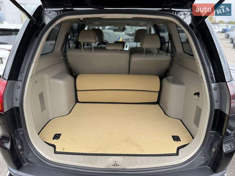 Внедорожник / Кроссовер Mitsubishi Pajero Sport 2012 в Киеве