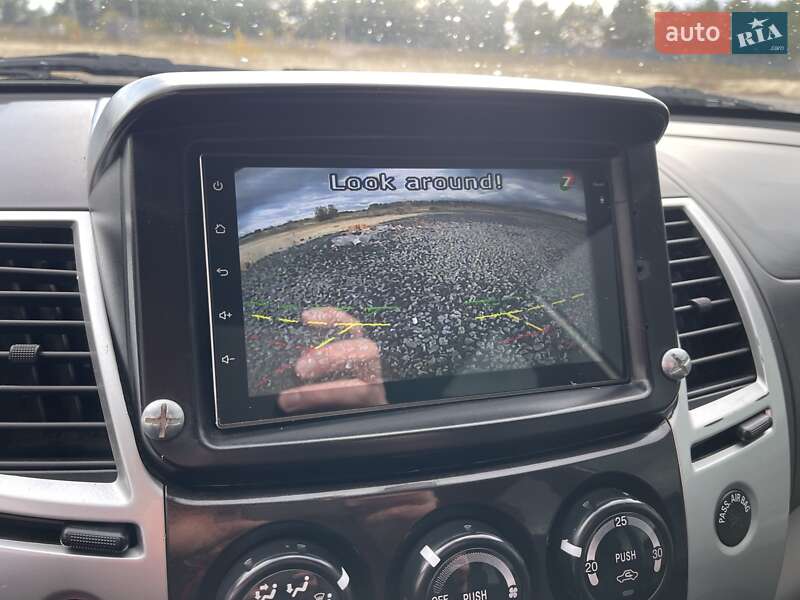 Внедорожник / Кроссовер Mitsubishi Pajero Sport 2010 в Киеве фото 30 Внедорожник / Кроссовер Mitsubishi Pajero Sport 2010 в Киеве