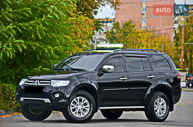 Позашляховик / Кросовер Mitsubishi Pajero Sport 2013 в Дніпрі