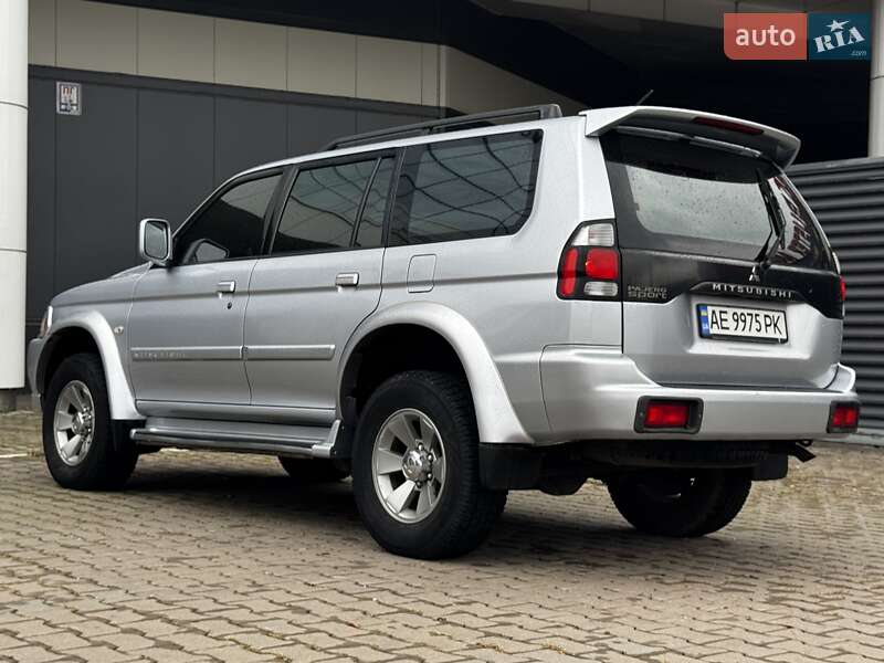 Внедорожник / Кроссовер Mitsubishi Pajero Sport 2008 в Киеве