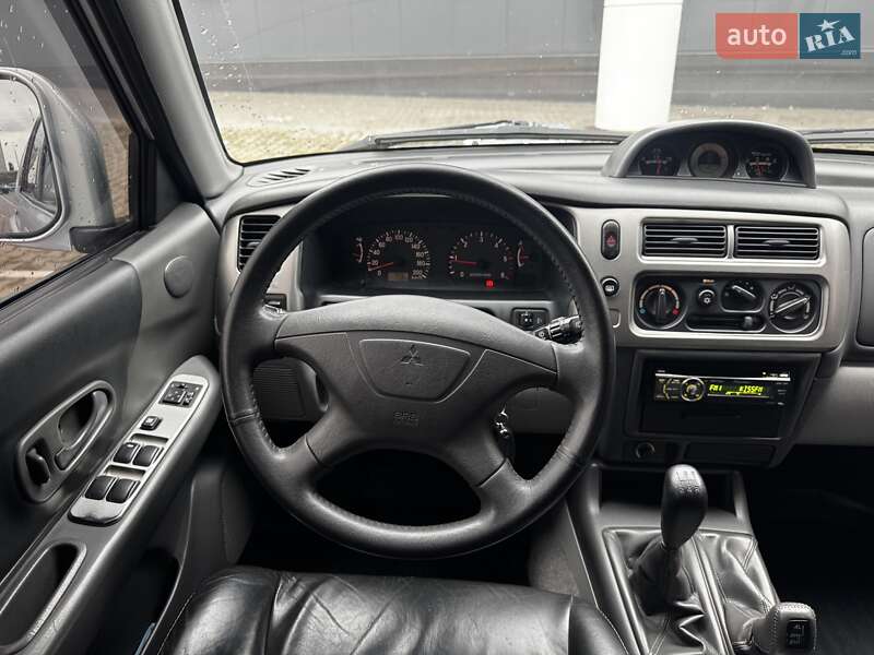 Внедорожник / Кроссовер Mitsubishi Pajero Sport 2008 в Киеве