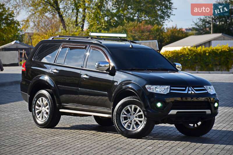Позашляховик / Кросовер Mitsubishi Pajero Sport 2013 в Дніпрі