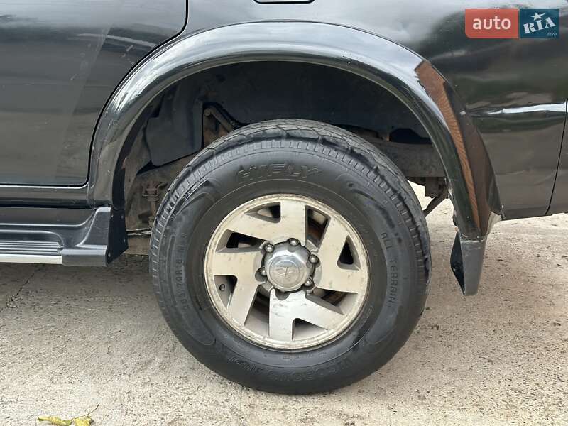 Внедорожник / Кроссовер Mitsubishi Pajero Sport 2001 в Одессе