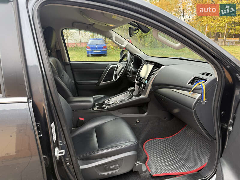 Внедорожник / Кроссовер Mitsubishi Pajero Sport 2021 в Шостке фото 8 Внедорожник / Кроссовер Mitsubishi Pajero Sport 2021 в Шостке