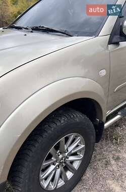 Внедорожник / Кроссовер Mitsubishi Pajero Sport 2010 в  фото 11 Внедорожник / Кроссовер Mitsubishi Pajero Sport 2010 в
