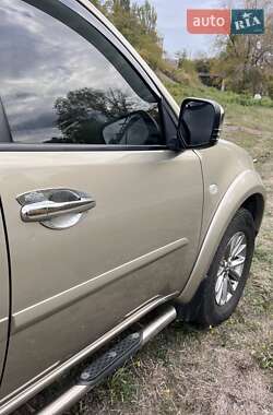 Внедорожник / Кроссовер Mitsubishi Pajero Sport 2010 в  фото 15 Внедорожник / Кроссовер Mitsubishi Pajero Sport 2010 в