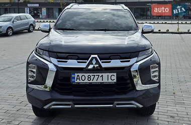 Позашляховик / Кросовер Mitsubishi Pajero Sport 2024 в Ужгороді