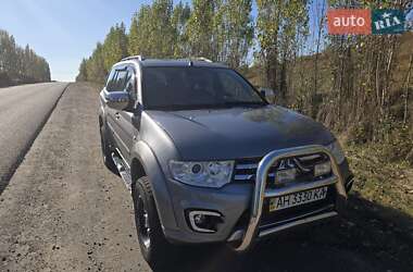 Внедорожник / Кроссовер Mitsubishi Pajero Sport 2013 в Ровно Внедорожник / Кроссовер Mitsubishi Pajero Sport 2013 в Ровно
