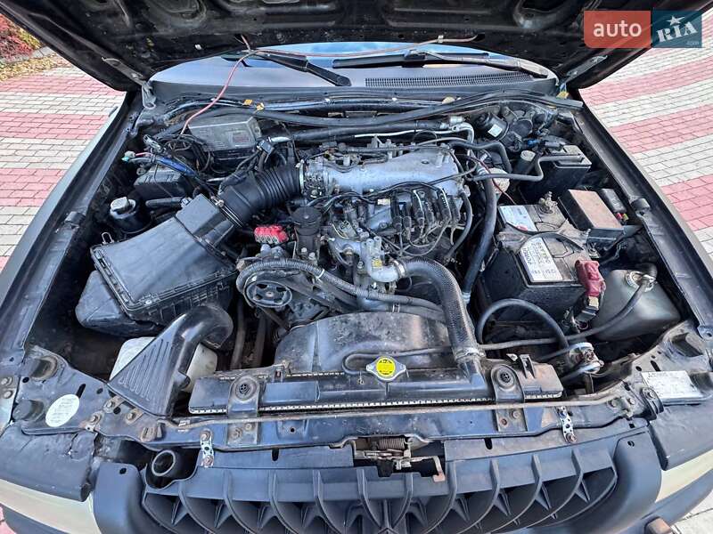 Позашляховик / Кросовер Mitsubishi Pajero Sport 2001 в Запоріжжі