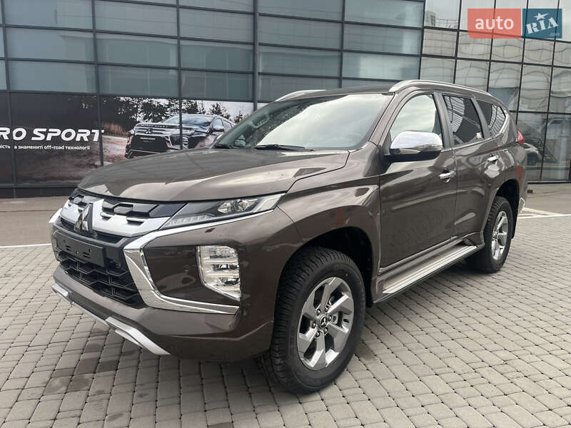 Mitsubishi Pajero Sport 2024