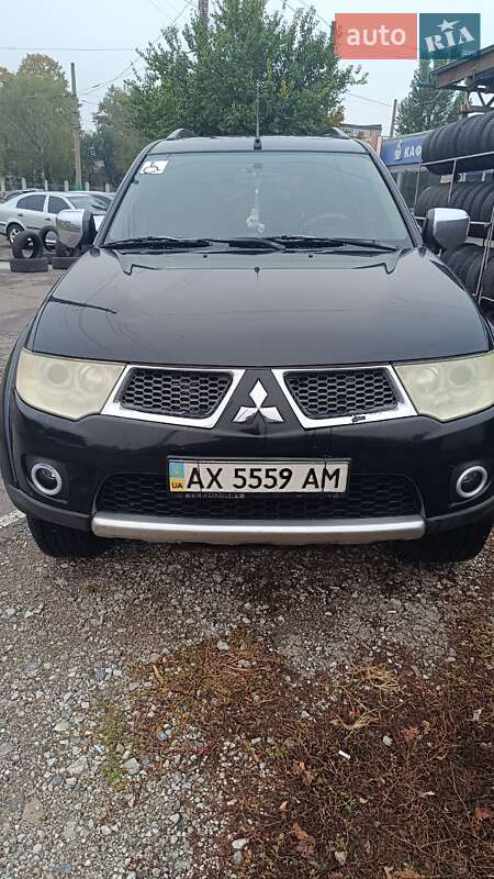 Внедорожник / Кроссовер Mitsubishi Pajero Sport 2010 в Харькове фото Внедорожник / Кроссовер Mitsubishi Pajero Sport 2010 в Харькове