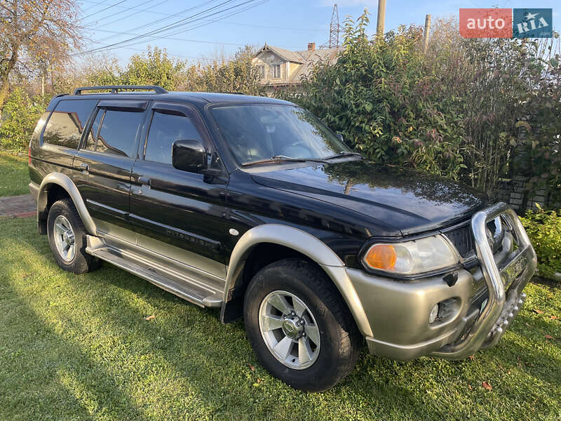 Внедорожник / Кроссовер Mitsubishi Pajero Sport 2004 в Снятине