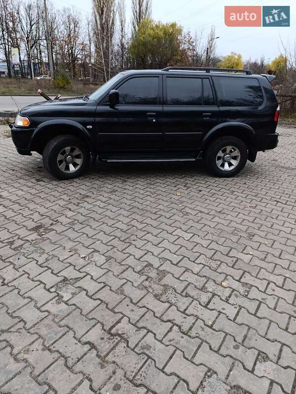 Позашляховик / Кросовер Mitsubishi Pajero Sport 2007 в Сумах