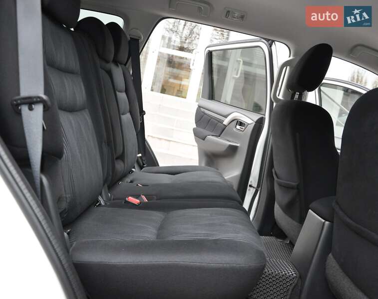 Внедорожник / Кроссовер Mitsubishi Pajero Sport 2016 в Одессе фото 18 Внедорожник / Кроссовер Mitsubishi Pajero Sport 2016 в Одессе