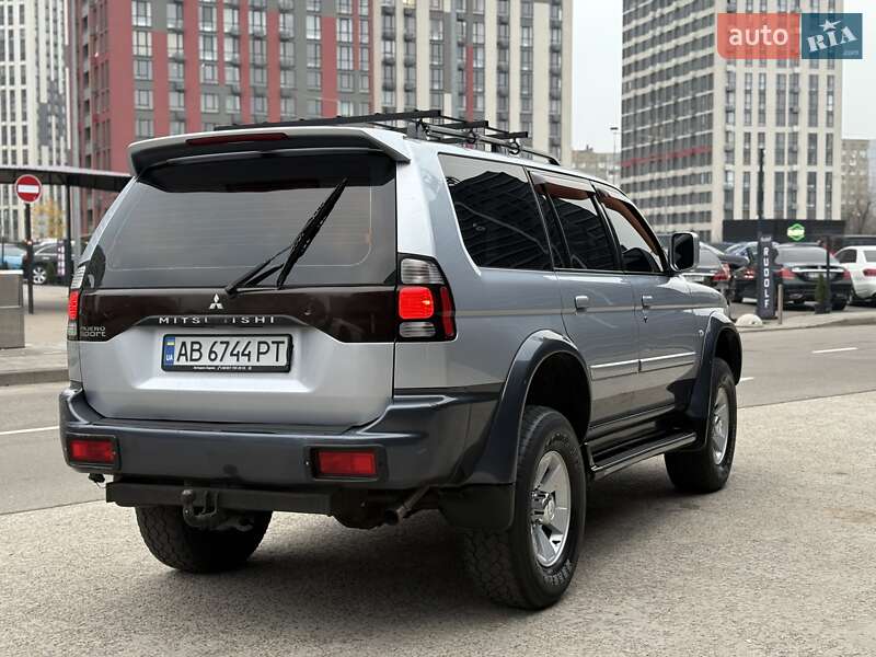Внедорожник / Кроссовер Mitsubishi Pajero Sport 2005 в Киеве