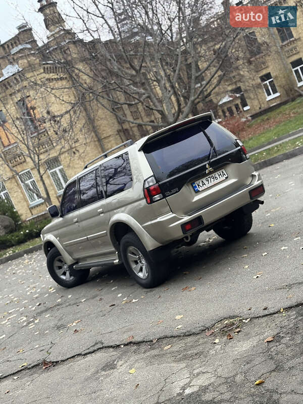 Внедорожник / Кроссовер Mitsubishi Pajero Sport 2008 в Киеве