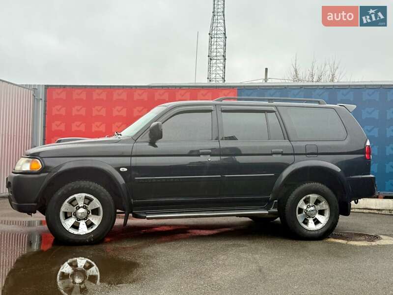 Позашляховик / Кросовер Mitsubishi Pajero Sport 2006 в Києві