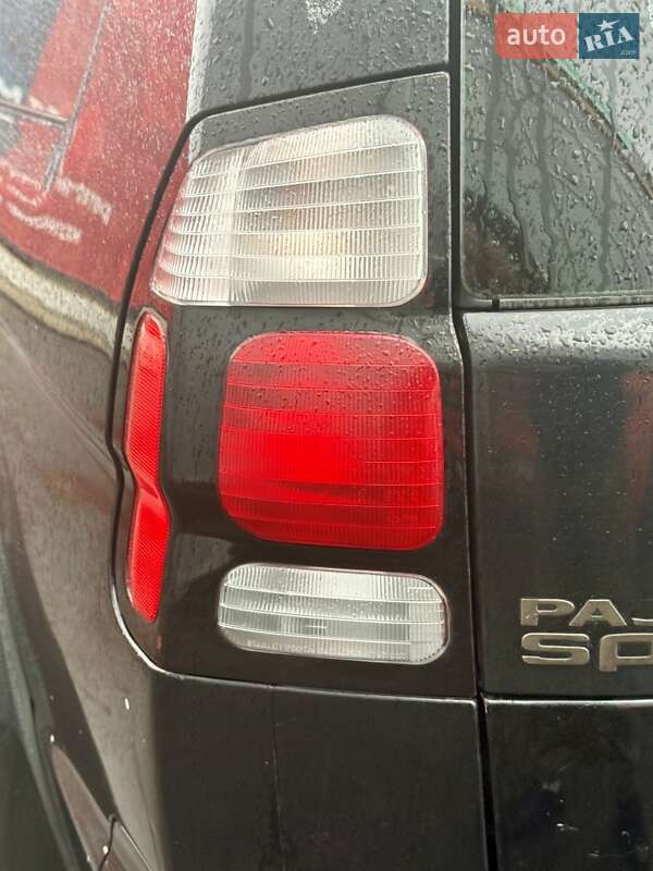 Позашляховик / Кросовер Mitsubishi Pajero Sport 2006 в Києві