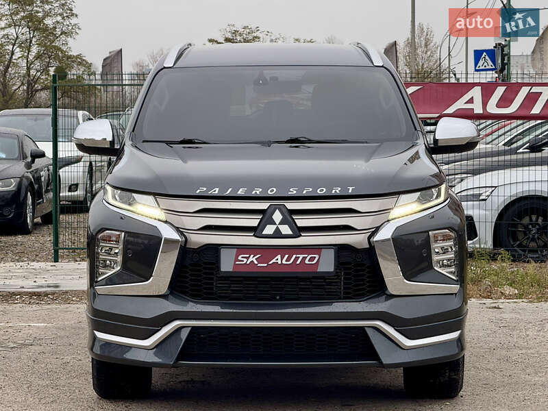 Внедорожник / Кроссовер Mitsubishi Pajero Sport 2019 в Киеве