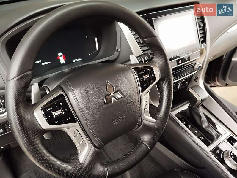 Внедорожник / Кроссовер Mitsubishi Pajero Sport 2021 в Николаеве фото 18 Внедорожник / Кроссовер Mitsubishi Pajero Sport 2021 в Николаеве