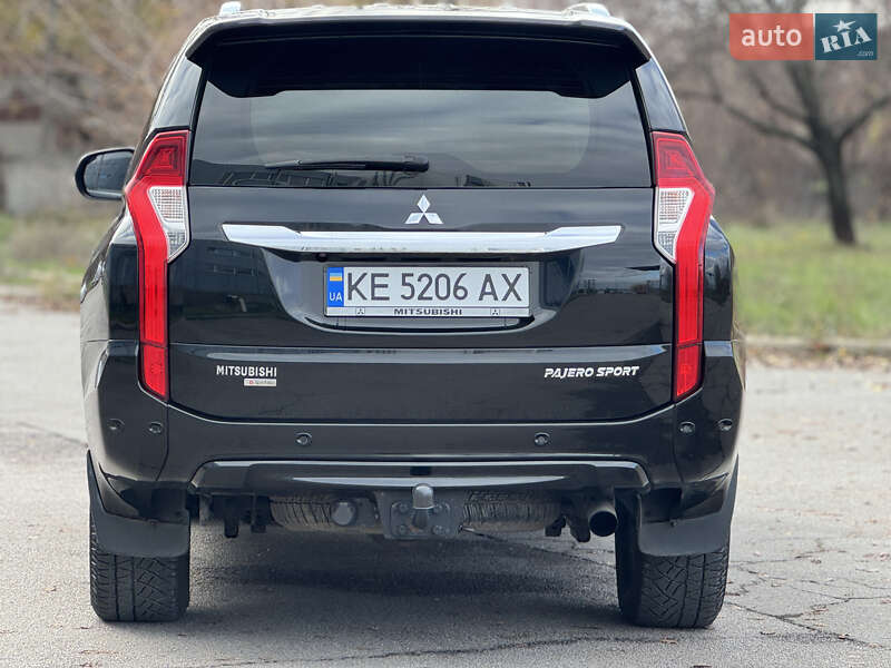 Внедорожник / Кроссовер Mitsubishi Pajero Sport 2017 в Днепре
