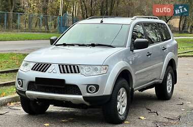 Внедорожник / Кроссовер Mitsubishi Pajero Sport 2013 в Одессе