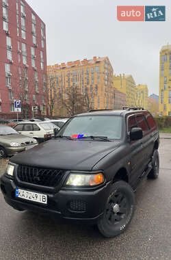 Внедорожник / Кроссовер Mitsubishi Pajero Sport 2004 в Киеве